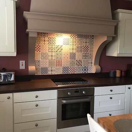 Kilkeel Bungalow - The Perfect Place To Stay Exterior photo