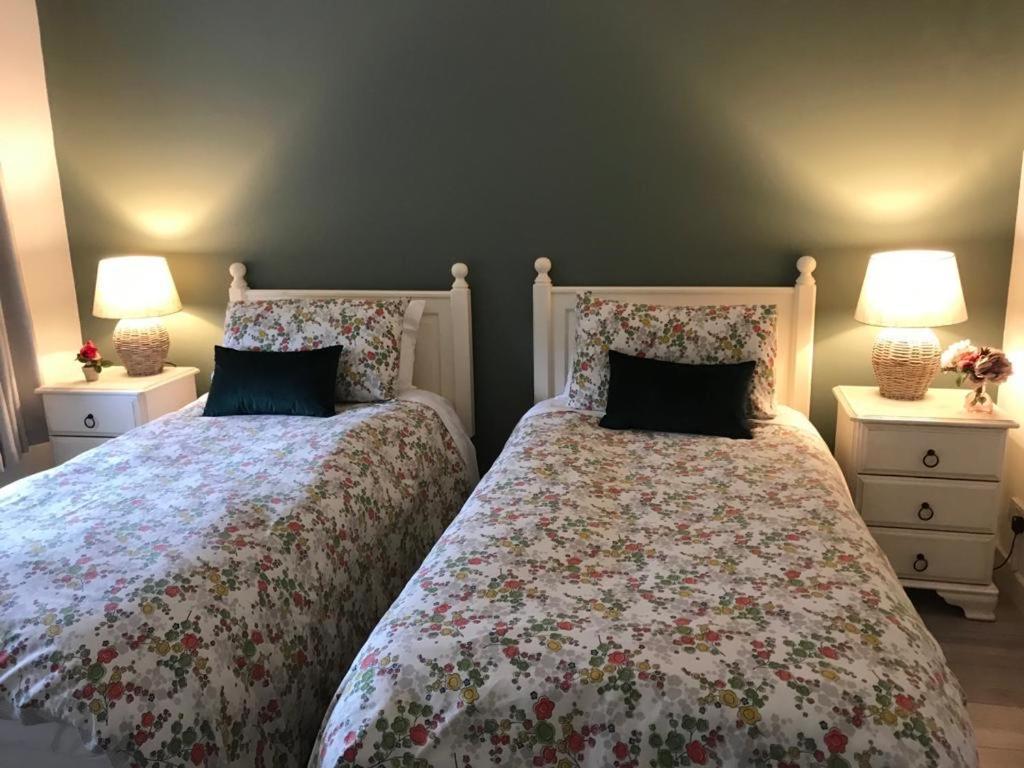 Kilkeel Bungalow - The Perfect Place To Stay Exterior photo
