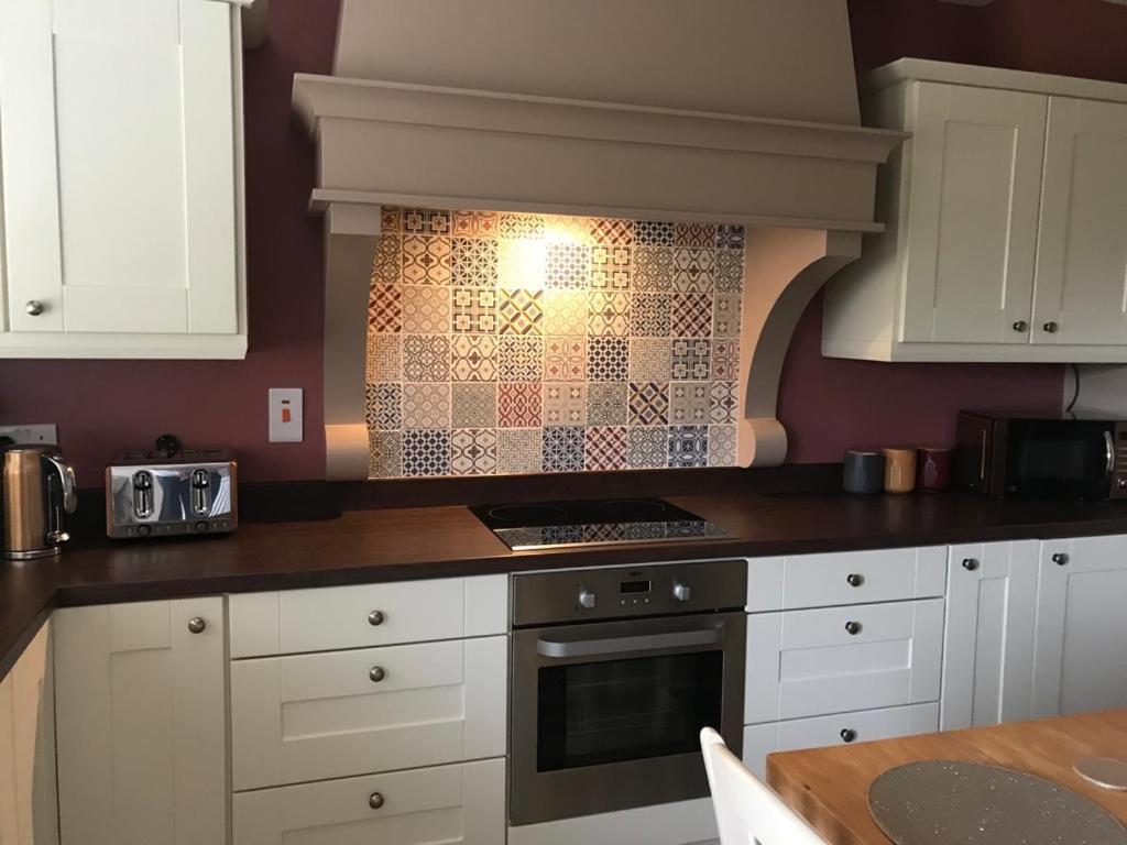 Kilkeel Bungalow - The Perfect Place To Stay Exterior photo